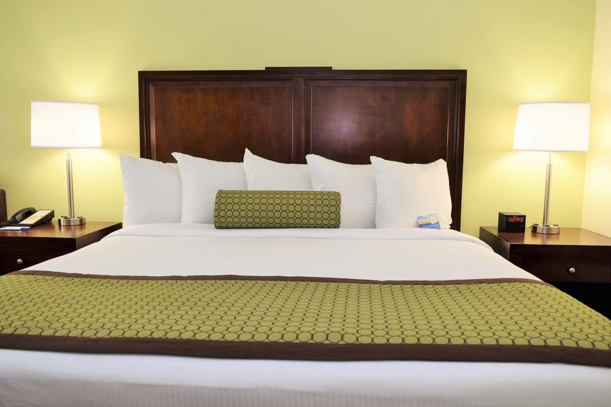 Baymont By Wyndham Pierre Otel Dış mekan fotoğraf